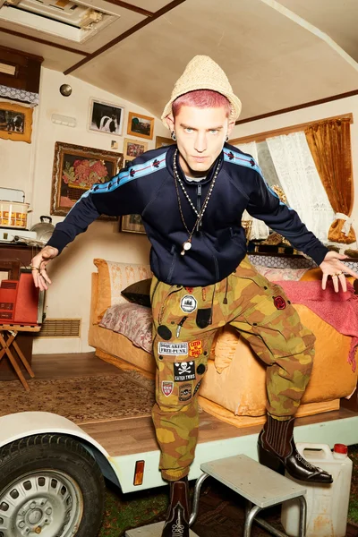 Look 5